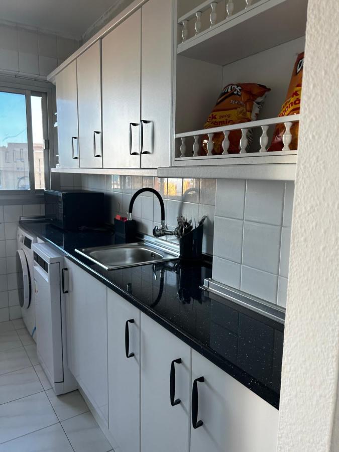Apartamentos Acuario 贝纳尔马德纳 外观 照片