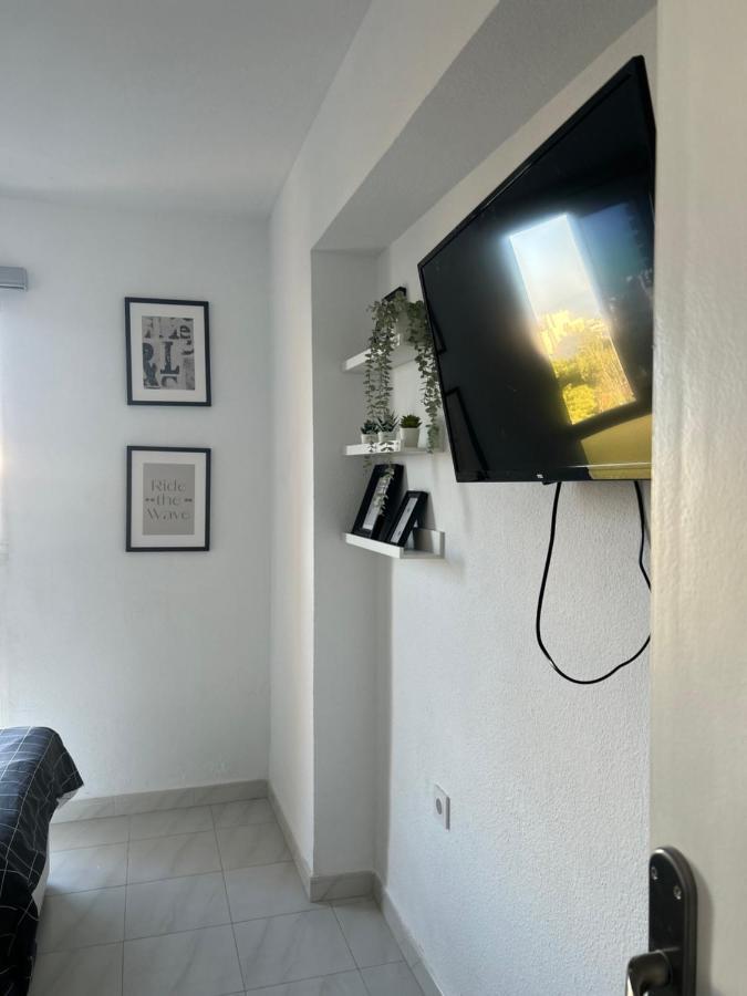 Apartamentos Acuario 贝纳尔马德纳 外观 照片